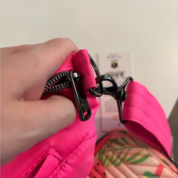 Lug Flare 2 Crossbody Bag with straddle watermelon wallet - Picture 4 of 12